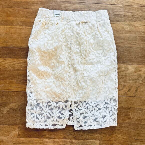 NWT Maurice's cream crocheted overlay midi pencil skirt size medium M
 b7 - Picture 5 of 5